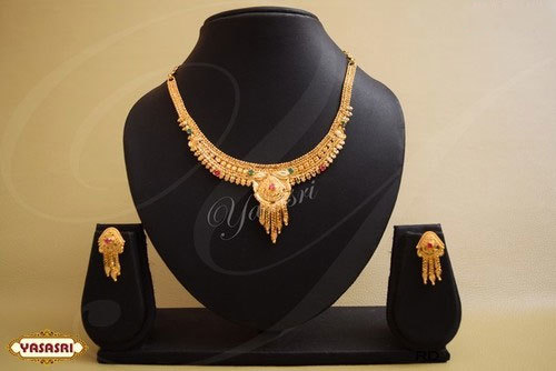 Golden New Trendy Model Necklace