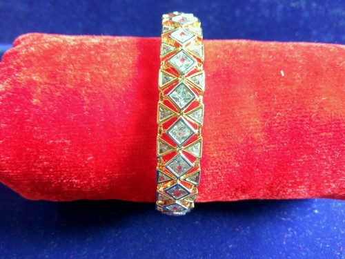 Fashion White Stone Classic Bangles