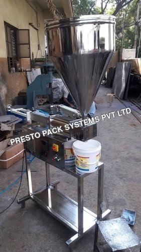 Semi Automatic Distemper Paste Filling Machine