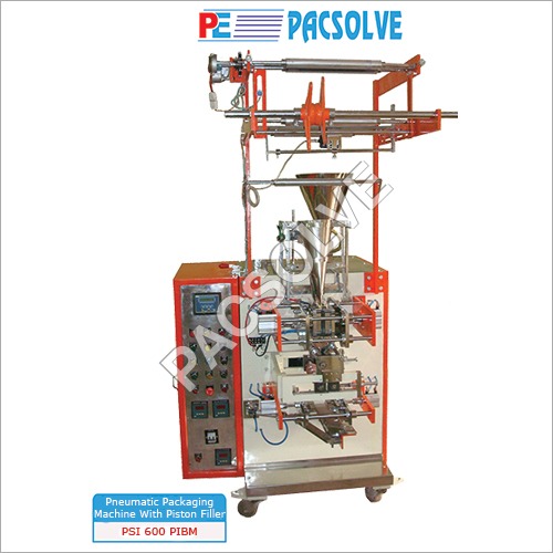 PNEUMATIC PACKAGING MACHINE WITH PISTON FILLER