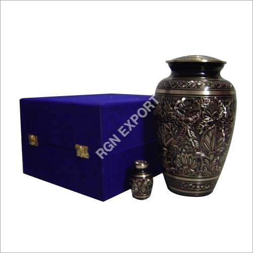 Metal Urns By RGN EXPORT
