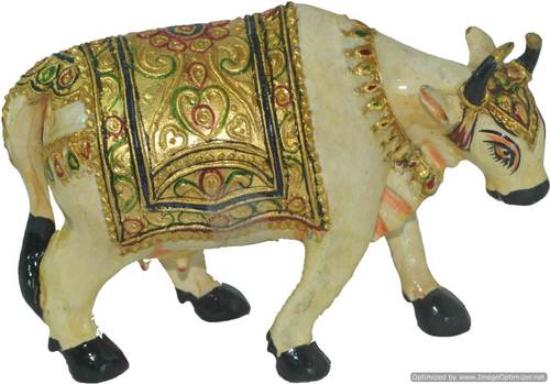 Beautiful Wooden Cow Statue For Home Decoration.