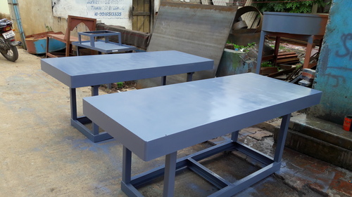 Compound Wall Making Vibro Table