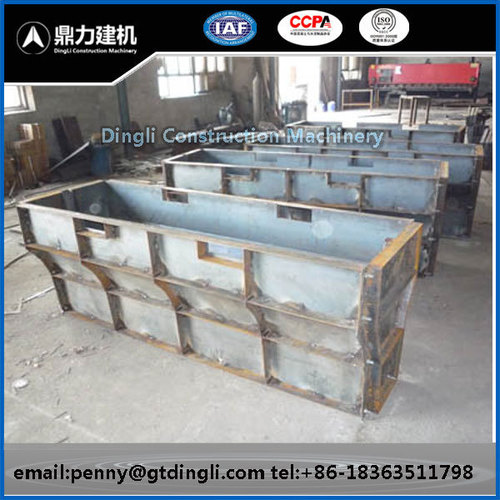 Mold Of Concrete Road Barrier In Traffic