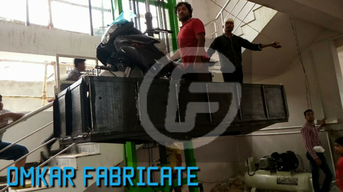 Commercial Goods Lift