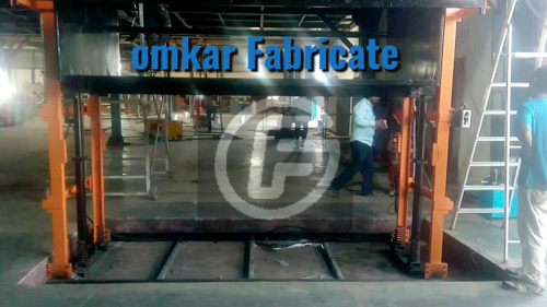 Industrial Goods Lift