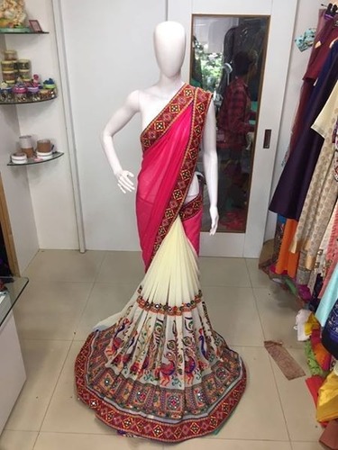 Fashionable Designer Party Wear Saree - Heavy Border, Gamthi Work, Approx 6.30 Meter | Pink and Cream, Embroidered, Bollywood Style for All Seasons