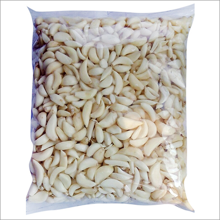 Raw Peeled Garlic