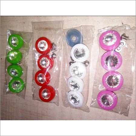 Plastic Diamond Mirror Cap