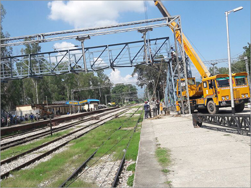 Telescopic Trucks Cranes Rental Services