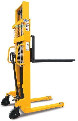 Manual and Electric Stackers