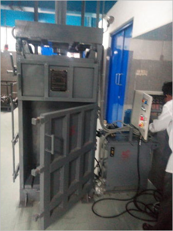Hydraulic Baling Machine