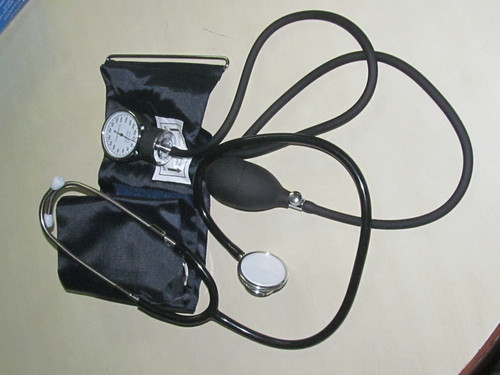 B.P Machine (Non Mercury Sphygmomanometer