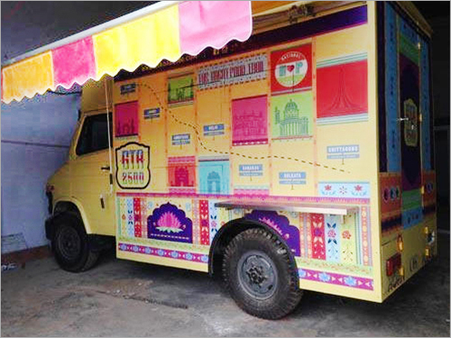 Mini Food Truck By SCHICKWHEEL