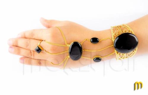 Gemstone Handflower