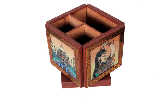 Antique Wood Revaluing Pen Stand Use: Home Decoration