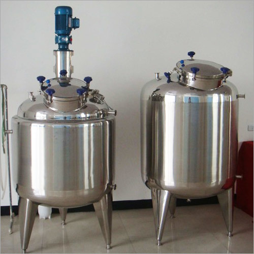Liquid Mixing Tanks