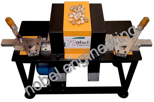 Double Feeding Supari Chips Cutting Machine - BladeÂ Size: 100 X 50 X 6