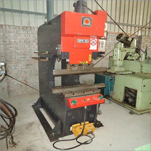 Amada Hydraulic Press Brake