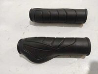 Handle Grip Black 120 Mm - Finish: Polished