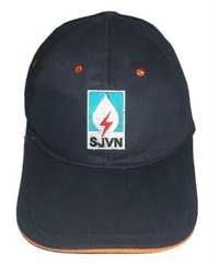 Black Color Cap in Sandwich