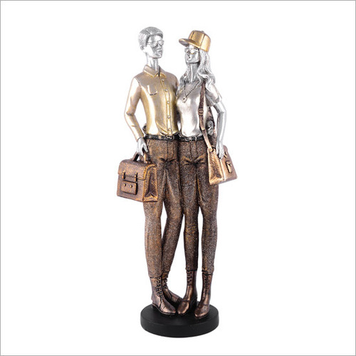 Couple Statue