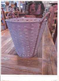 Aged zinc items