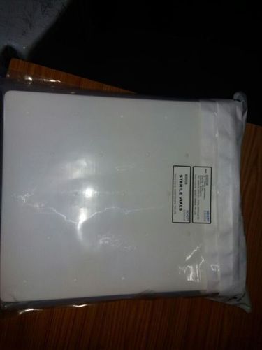 Sterile Glass Vials in Trays