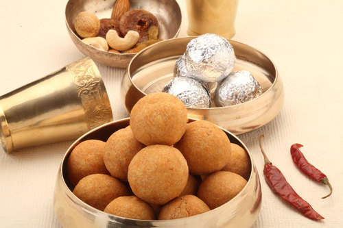 Food Product Dry Fruit Kachori