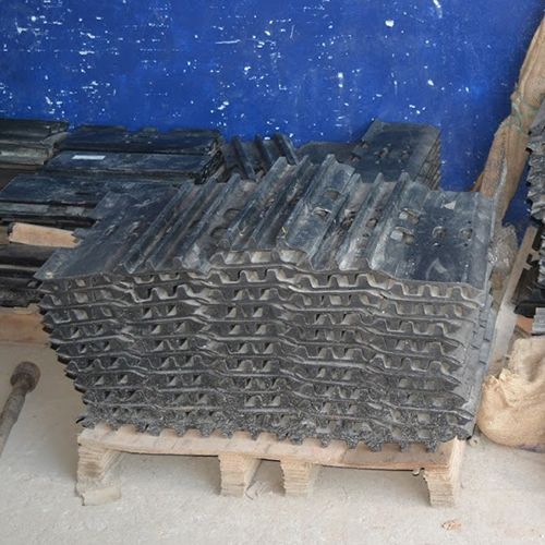 Plates a a Track Shoe