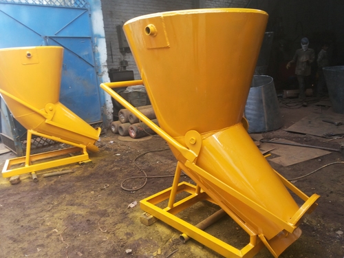 Banana Type Concrete Bucket