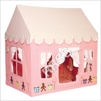 Gingerbread Wendy Cottage