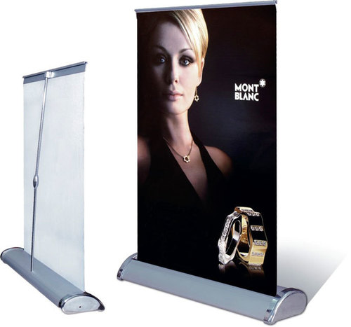 MINI ROLLUP STAND