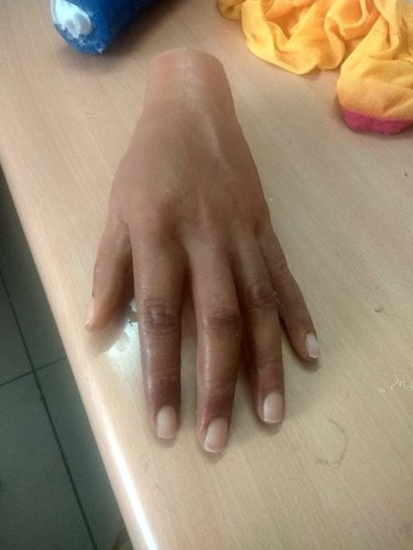 Safe To Use Artificial Silicone Hand Prosthesis