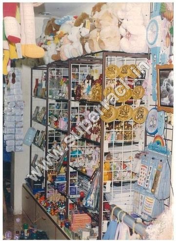 Gift And Grocery Rack - 5 Feet, 1200 X 900 Mm, Mild Steel | Brown Color, Rectangular Shape, Ideal For Shops And Supermarkets