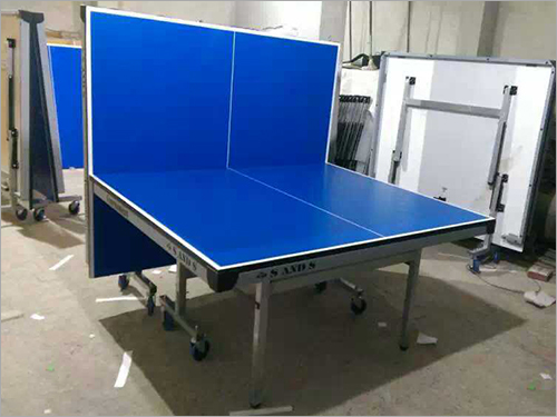 Modern Club Model TT Table