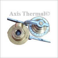 Precise Control Oil Valve - Premium Grade Material, Variable Size, Yellow Finish | Smooth Functionality, Durable Design, International Quality Standards
