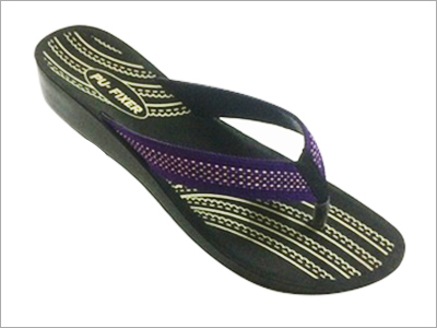 Ladies M-4 Slipper