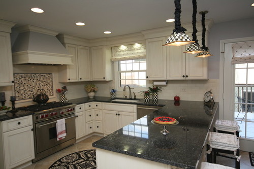 U-Shape Kitchen