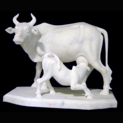 Marble Cow With Children