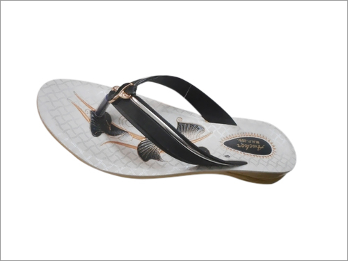 Ladies Flower Chappal