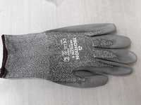 Nitrile Coated Cut Resistant Hand Gloves