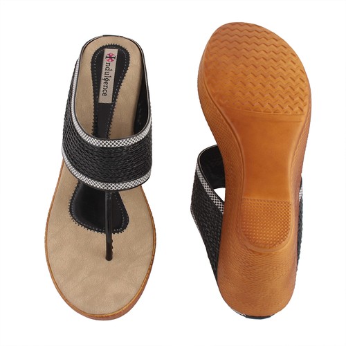 Ladies Balack Wedges