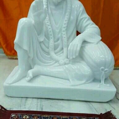 Marble Sitting Sai Baba Statue