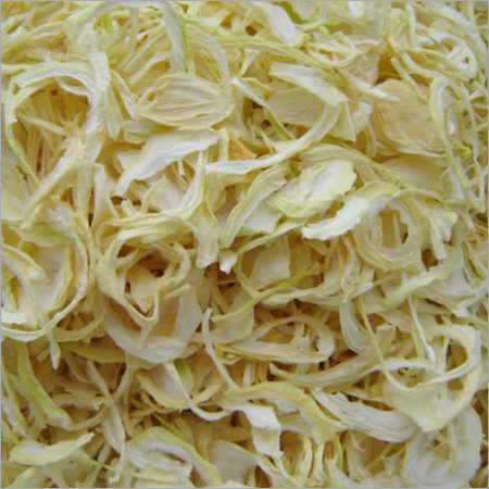 Dehydrated White Onion Kibbled