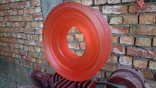 Delivery piston