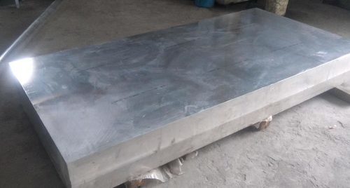 Silver Aluminium Plates