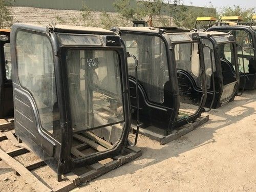 JCB JS-205 / JS-220 Excavator Cabin Assembly