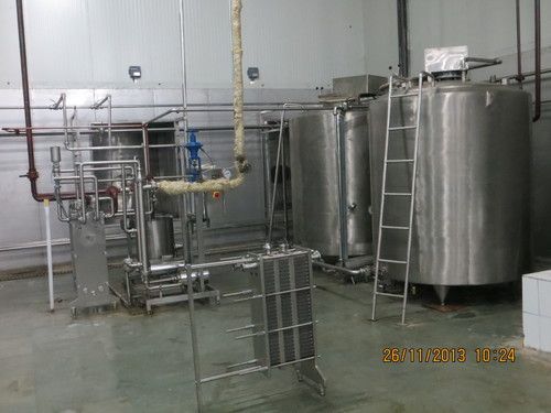 Cream Pasteurizer with storage tank