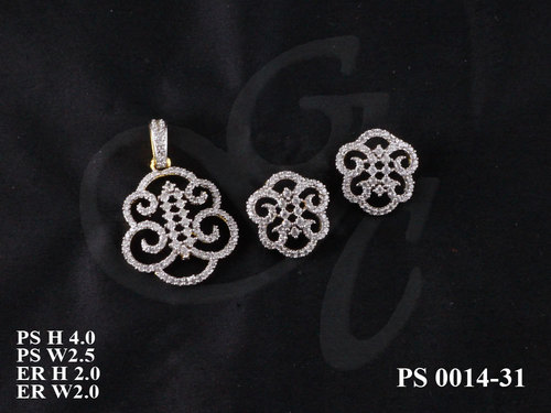 Pendant Set - Gold Plated Diamond Accents 4.0x2.8cm, Elegant Design Party Wear